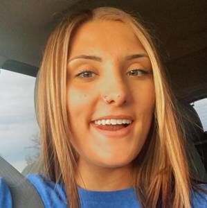 Meet your Posher, Katelyn